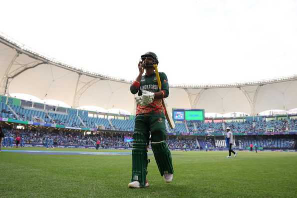 ทัวร์ในบังกลาเดช UAE - ซีรีส์ Digest