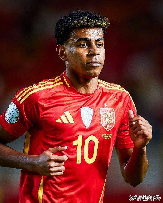 น่าสลดใจ! ยามาลตกอยู่ในช่วงฟอร์มตกสามเกม โดนวิจารณ์หนัก แฟนสาววัย 25 ปีถูกโจมตีทางออนไลน์ แฟนบอลวิงวอน: อย่าเอาความโกรธมาลงกับคนบริสุทธิ์ _เอสตาฟาเนีย_ _บาร์เซโลนา_ _พรสวรรค์_