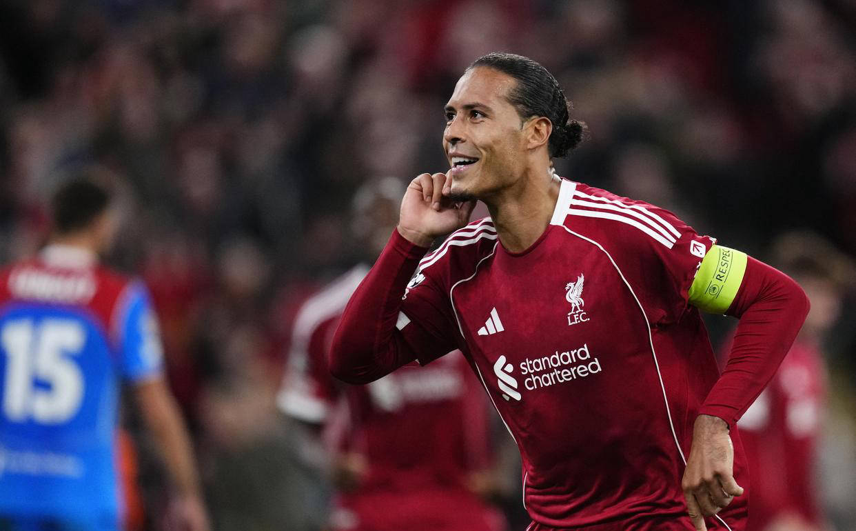 ยักษ์ใหญ่แห่งแชมเปียนส์ลีกปะทะกัน! บาเยิร์น มิวนิคเฉือนชนะปารีส แซงต์-แชร์กแมง 2-1 เพื่อขยายสถิติชนะต่อเนื่อง ลิเวอร์พูลยันเสมอเรอัล มาดริด 1-0_ดิอาส_แมตช์_อาร์เซนอล