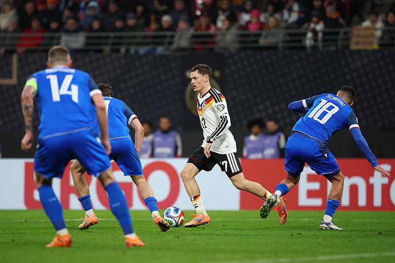 เยอรมนี 6-0 สโลวาเกีย: ผ่านเข้าสู่รอบชิงชนะเลิศฟุตบอลโลก: กนาบรีทำประตู