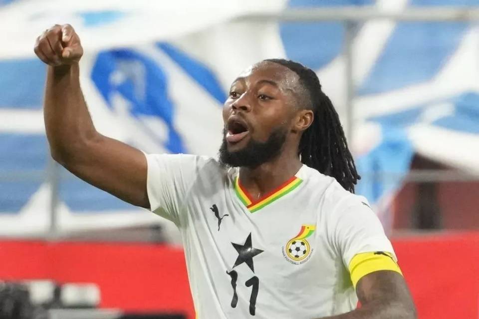 £65 ล้าน! ลิเวอร์พูลเตรียมยื่นข้อเสนอเพื่อคว้าตัวซาลาห์ นักเตะความเร็วสูงวัย 25 ปีจากพรีเมียร์ลีก – ตำแหน่งตัวจริงกำลังถูกคุกคาม_เมโย_บอร์นมัธ_อาร์เซนอล