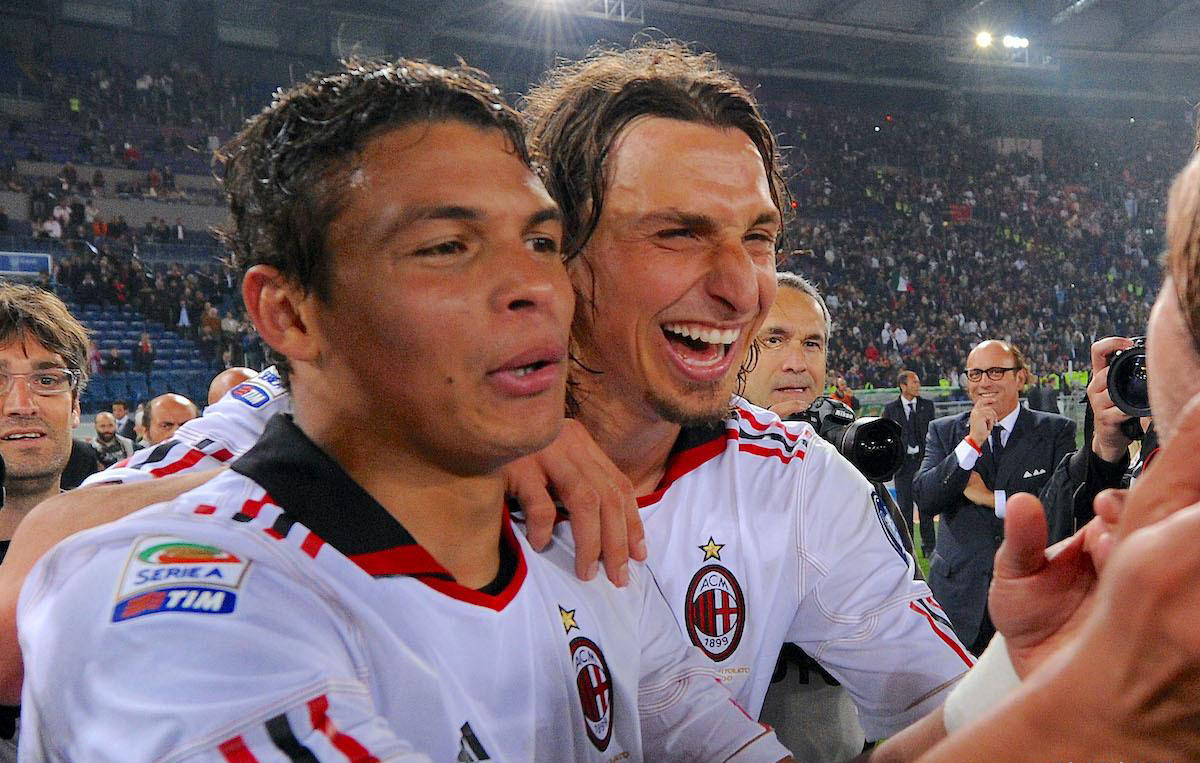 มิลานเปลี่ยนแปลงครั้งใหญ่! เป้าหมายตลาดซื้อขายนักเตะหน้าหนาวคือการคว้าตัวซูเปอร์สตาร์สามคน การปรับทัพครั้งใหญ่เพื่อคว้าแชมป์เซเรีย อา _แชมเปียนส์ลีก_ _อาร์เซนอล_ _แมนเชสเตอร์ ซิตี้_