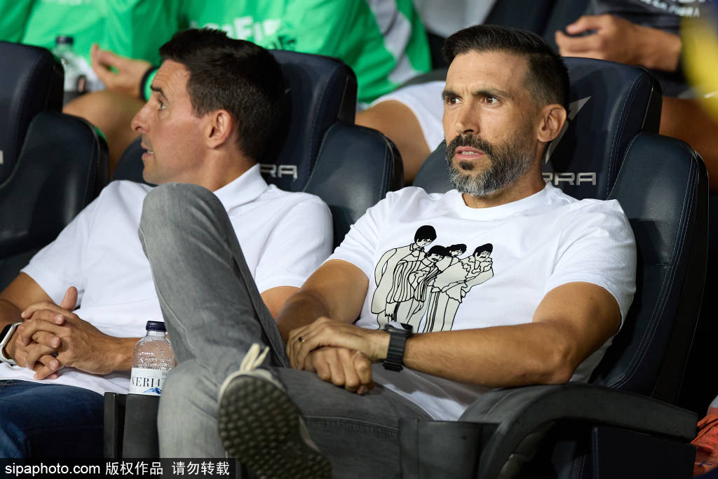 ดราม่าการเลือกตั้งบาร์เซโลนา: ลาปอร์ตาเอาชนะคู่แข่งด้วยกลยุทธ์ แฟนบอลและฝ่ายตรงข้าม