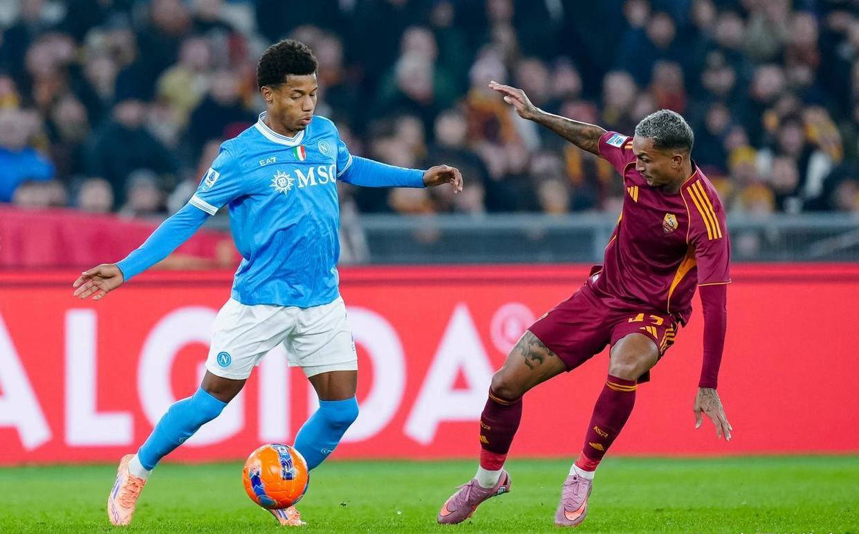 อัปเดตอันดับล่าสุดของเซเรียอา: นาโปลีเอาชนะโรม่าเพื่อไล่ตามเอซี มิลาน, อินเตอร์แซงโรม่าขึ้นอันดับสาม