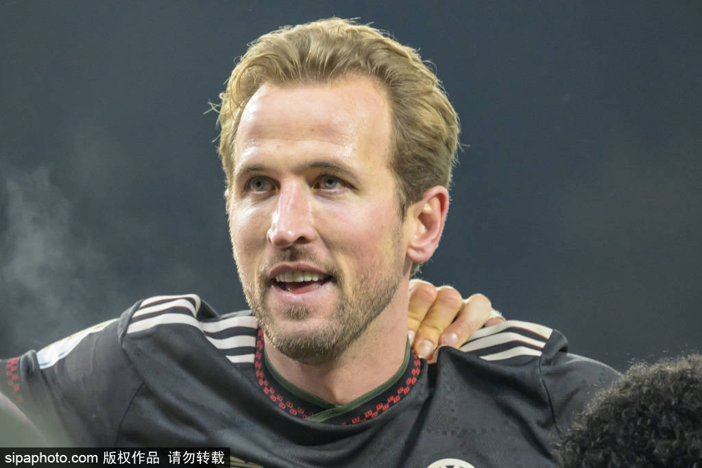 ตำนานบุนเดสลีกาของเคน: 79 ประตูนำเป็นดาวซัลโวสูงสุด โดยมีจิโรดิกซ์ตามมาติดๆ – ใครจะท้าทาย? แฟนบอล | โอกาสในการทำประตู | กลยุทธ์