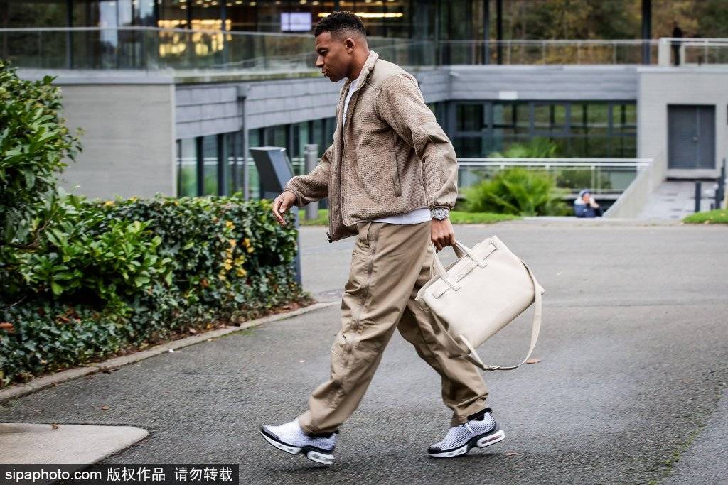 ซาบี อลอนโซ่ เปรียบเทียบ เอ็มบัปเป้ กับ คริสเตียโน่ โรนัลโด้_เรอัล มาดริด_ประตู_คำชมเชยอย่างสูง