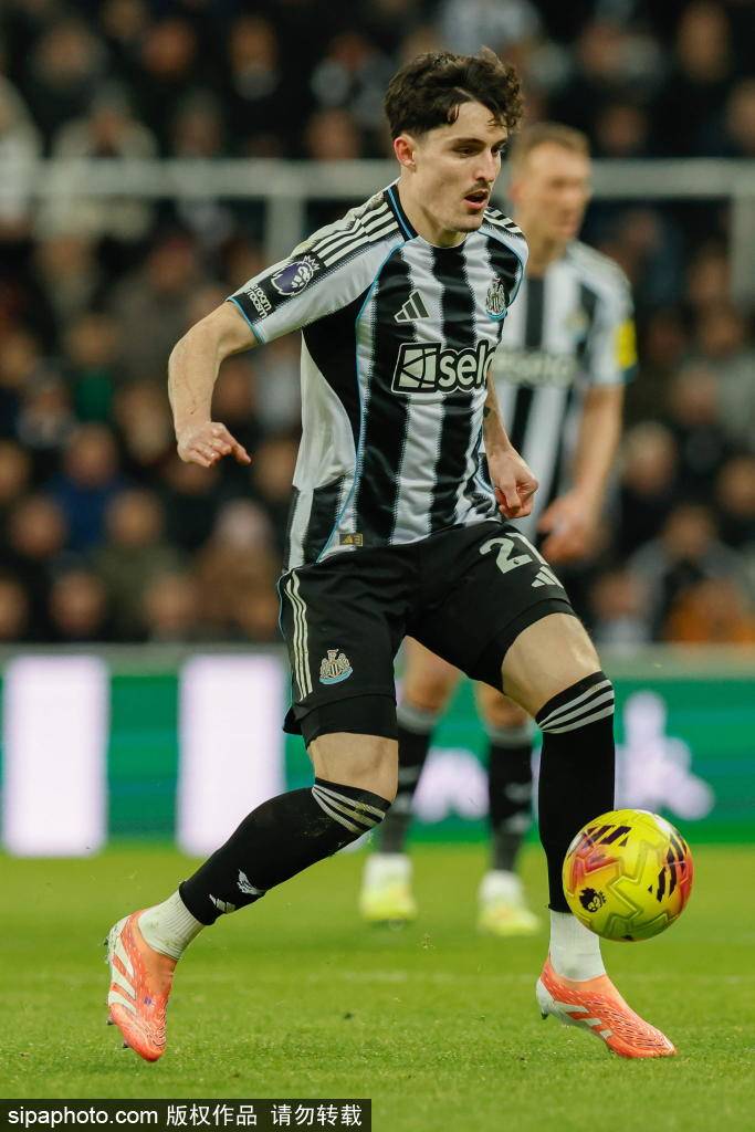 มูอานีกลับมาฝึกซ้อมแล้ว ขณะที่ท็อตแน่มเตรียมความพร้อมสำหรับการแข่งขันแชมเปียนส์ลีกที่สำคัญกับสลาเวีย ปราก_แมตช์_การป้องกัน