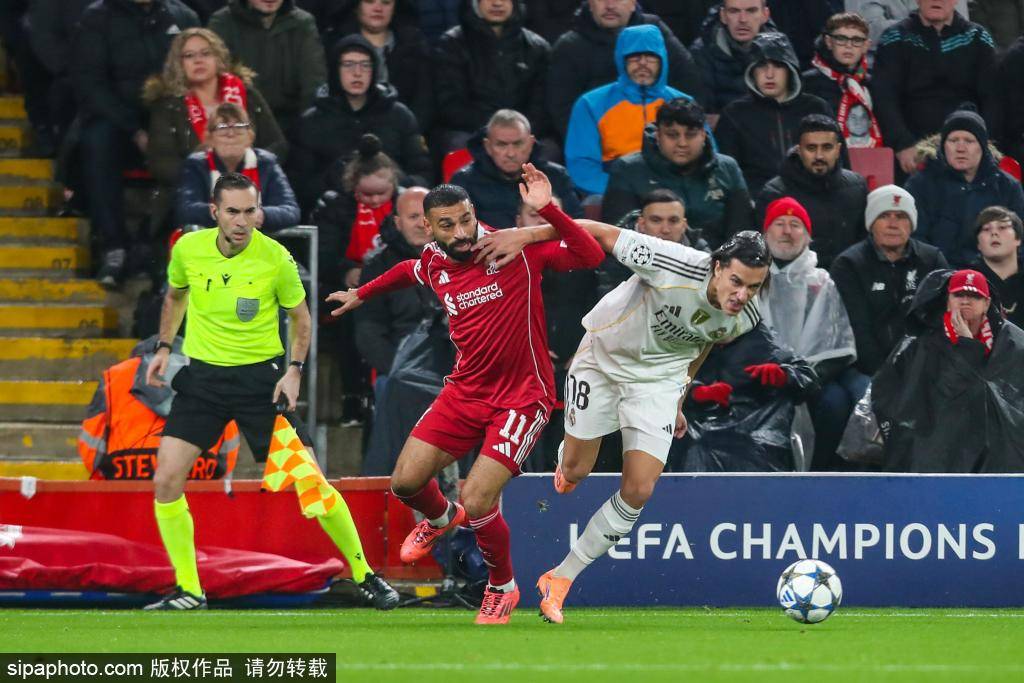 การเปิดฤดูกาลปีใหม่ของลิเวอร์พูลจบลงด้วยความผิดหวัง: ดิ้นรนเพื่อทำลายคำสาปเสมอ การแข่งขัน: การโจมตีของอาร์เน่ สลอต