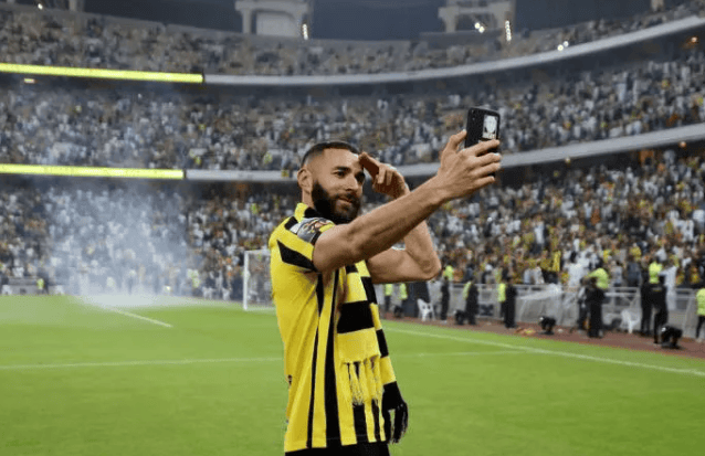 บ้าไปแล้ว, เบนเซม่าหยุดทำงาน! การลดค่าจ้าง 100 ล้านยูโรเป็นการดูถูกซูเปอร์สตาร์ชาวฝรั่งเศส – เขาจะดีกว่าถ้าได้กลับไปเรอัล มาดริด ซาอุดีอาระเบีย, เจดดาห์, แชมเปียนส์ลีก