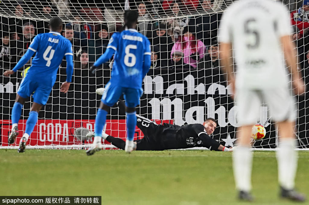 โอ้โห! จีโรน่ามอบชัยชนะนัดแรกในลาลีกา 15 นัดให้กับโอวีเอโดที่อยู่อันดับสุดท้ายของตาราง เทอร์ สเตเก้นทำแต้มหลุดมือไป 5 แต้มใน 2 นัดนับตั้งแต่ย้ายมา_เทอร์ สเตเก้น_แมตช์_เรอัล