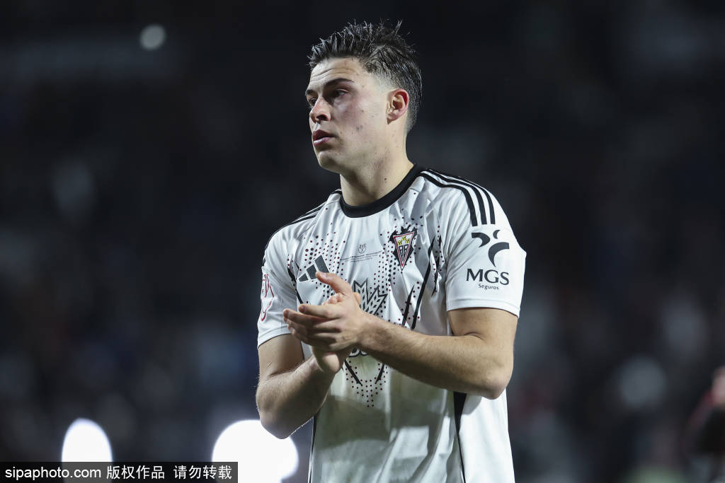 อาลาบ้าไม่พอใจกับเวลาลงสนาม! ความวุ่นวายในห้องแต่งตัวเรอัล มาดริดปะทุขึ้นอีกครั้ง ขณะที่อัลเบลด้าเผชิญความท้าทายใหม่_ฤดูกาล_ทดสอบ_แชมเปียนส์ลีก