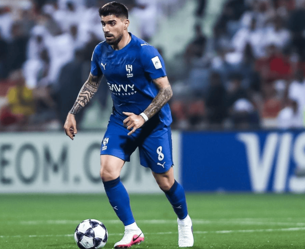 ความผิดพลาดของอินซากีเกิดขึ้นอีกครั้ง: เสียสี่แต้มในสองนัด กลายเป็นอันดับสามในตาราง ความหวังในการคว้าแชมป์ริบหรี่_อัล-นาสร์_พบ_อัล-ฮิลาล_การแข่งขัน