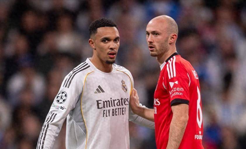 คริสเตียโน่ โรนัลโด้ ทำประตูและแอสซิสต์ในค่ำคืนแห่งความบ้าคลั่ง ขณะที่ทีมของมูรินโญ่ผ่านเข้ารอบ: ดอร์ทมุนด์ 1-4, ยูเวนตุส 3-2, เรอัล มาดริด 2-1, ปารีส 2-2_อตาลันต้า_ผลรวม_แชมเปี้ยนส์ลีก