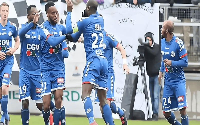 ศึกใหญ่ลีกเอิง: สตราส์บูร์ก พบ เลอ็องส์ – การปะทะของยักษ์ใหญ่: ความทะเยอทะยานในยุโรป vs ความมุ่งมั่นสู่แชมป์ สนามเหย้า | ฤดูกาล | ความแข็งแกร่งในเกมรับ