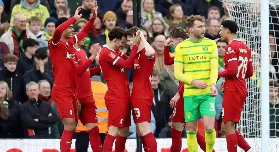 การเดิมพัน 80 ล้านปอนด์! สามยักษ์ใหญ่ของเชลซีแย่งชิงกันอย่างบ้าคลั่ง – ใครจะแตกก่อน: บาร์เซโลนาหรือบาเยิร์น มิวนิค? กุนเด้, เฟอร์ราน, คิม มิน-แจ