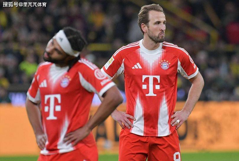 บาเยิร์น มิวนิค พลิกเอาชนะ โบรุสเซีย ดอร์ทมุนด์ 3-2 ในการแข่งขันบุนเดสลีกา คะแนนสำคัญจาก แฮร์รี่ เคน สองประตู และ โจชัว คิมมิช ปิดท้ายชัยชนะ ทำให้ทีมบาวาเรียนำจ่าฝูงด้วยคะแนนทิ้งห่าง 11 แต้ม_การแข่งขัน_ยูฟ่า แชมเปียนส์ลีก_บาเยิร์น มิวนิค