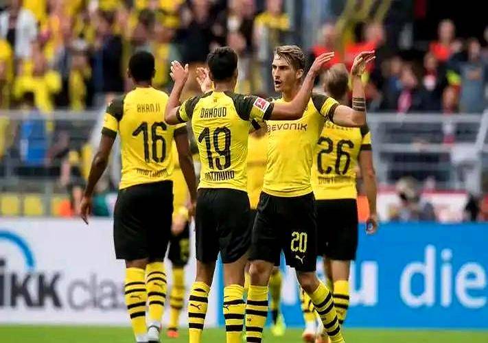 อตาลันต้า 4-1 ดอร์ทมุนด์ ในศึกยูฟ่า แชมเปียนส์ลีก รอบเพลย์ออฟ: ประตูชัยในนาทีที่ 98 ปิดฉากการกลับมาอย่างน่าทึ่ง_เซเรีย อา_นักเตะ_เซเรีย อา