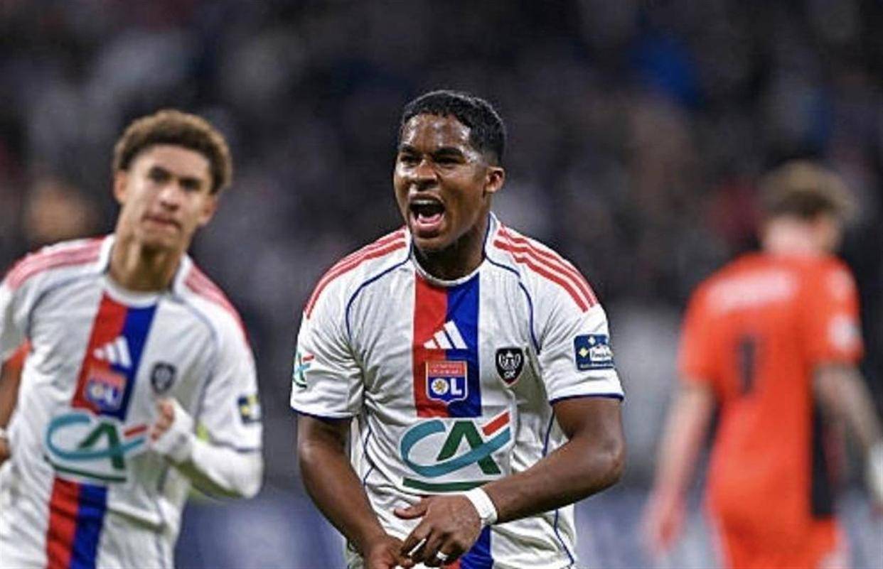 จาก Outcast ถึง Core! 11 เกม 10 ประตู + หลายสถิติ เขาเกิดใหม่ใน Nirvana ใน Lyon_Drick_Match_Goals